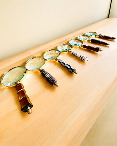 Suuri Retro-suurennuslasi, mahdollisuus personointiin lahjaksi kaiverruksella - valittavat vaihtoehdot