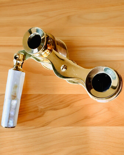 Teatterikiikarit "Elegancja", binokulaarit - mahdollisuus personointiin kaiverruksella lahjaksi