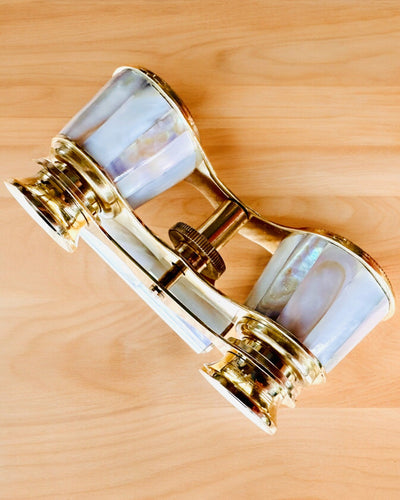 Teatterikiikarit "Elegancja", binokulaarit - mahdollisuus personointiin kaiverruksella lahjaksi