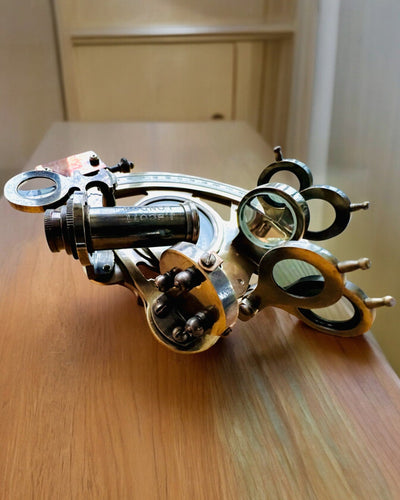 Sekstant Premium kompassilla Antiikki - mahdollisuus personointiin kaiverruksella