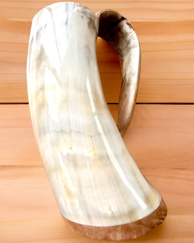 Kaiverrettu 'Majstersztyk' -tuoppi, jossa mahdollisuus personoituun kaiverrukseen - 5 värivaihtoehtoa