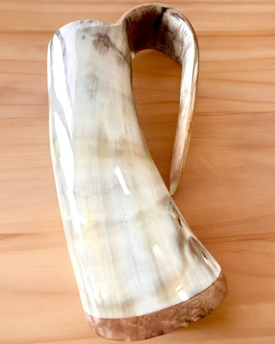 Kaiverrettu 'Majstersztyk' -tuoppi, jossa mahdollisuus personoituun kaiverrukseen - 5 värivaihtoehtoa