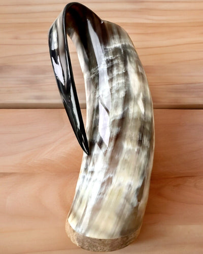 Kaiverrettu 'Majstersztyk' -tuoppi, jossa mahdollisuus personoituun kaiverrukseen - 5 värivaihtoehtoa