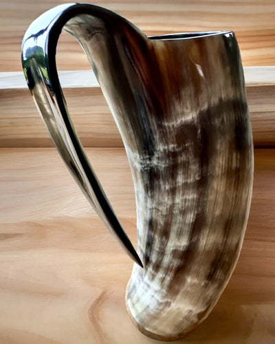 Kaiverrettu 'Majstersztyk' -tuoppi, jossa mahdollisuus personoituun kaiverrukseen - 5 värivaihtoehtoa