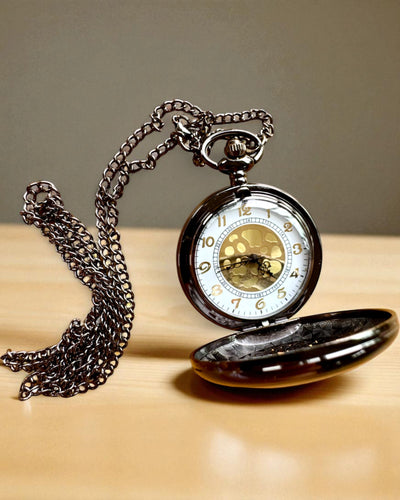 Musta Taskukello "Midnight Elegance", personointi lahjaksi kaiverruksella