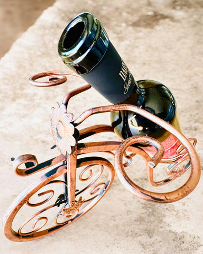"WineCycle" Polkupyörän Viiniteline - mahdollisuus personoida kaiverruksella lahjaksi