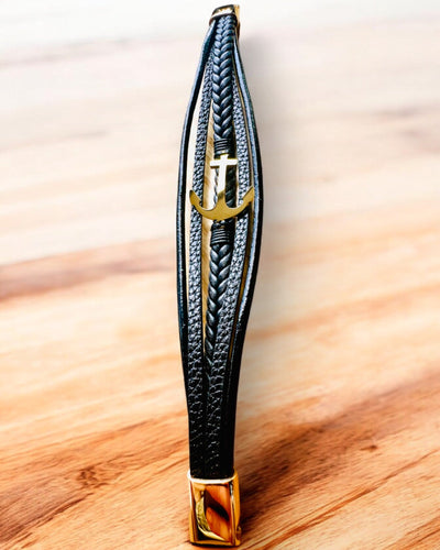 Miesten rannekoru Eleganssin Ankkuri kaiverrusvaihtoehdolla lahjaksi