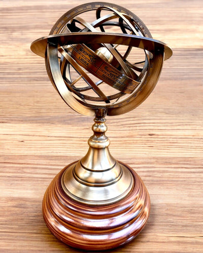 Astrolabium Artis 2 - 30 cm korkea, Käsintehty Kaiverrusvaihtoehdolla, toimiston sisustus, premium
