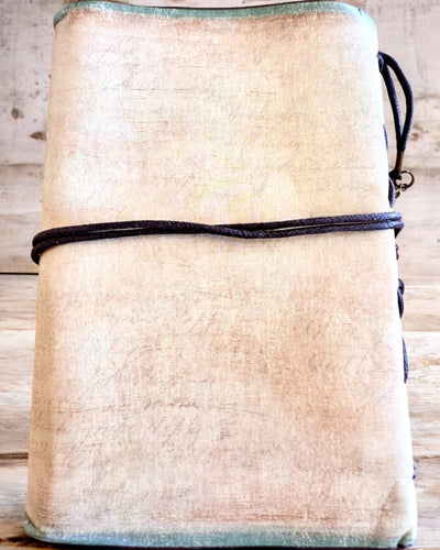 Vintage Memoire -muistikirja personoidulla kaiverruksella - 3 mallia valittavana, muistikirja lahjaksi