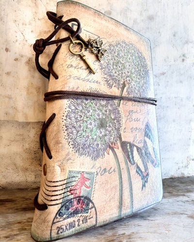 Vintage Memoire -muistikirja personoidulla kaiverruksella - 3 mallia valittavana, muistikirja lahjaksi