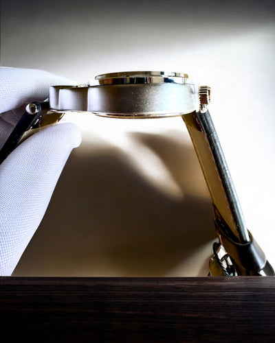 Selviytymiskello "Explorer 4in1", mahdollisuus personointiin kaiverruksella lahjaksi