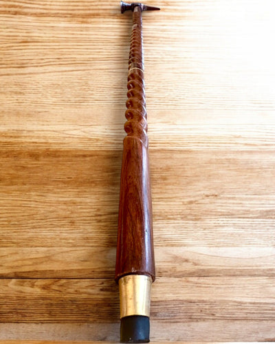 Kävelykeppi - WIKING taistelunuijan muotoisella päällä, mahdollisuus personointiin kaiverruksella lahjaksi