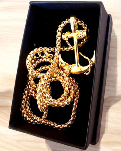 Determinaation Ankkuri, Meri Amuletti, kaulakoru, mahdollisuus personointiin kaiverruksella lahjaksi, 3 vaihtoehtoa valittavana