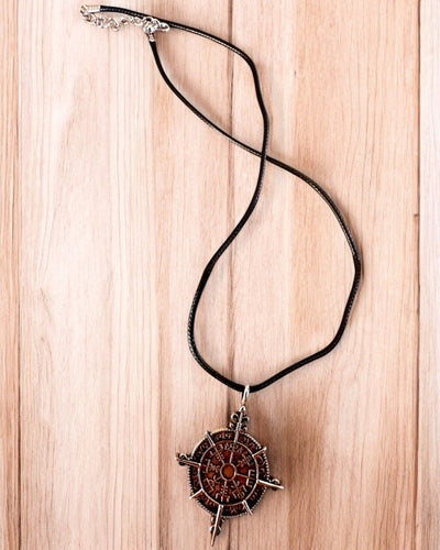 Amuletti Pohjoisen Soturi - Viikinkikompassi, mahdollisuus personointiin kaiverruksella lahjaksi, 2 vaihtoehtoa valittavana