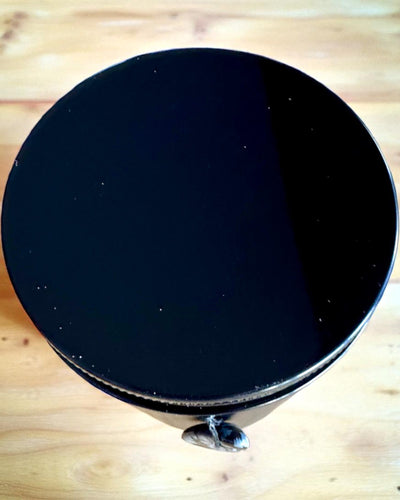 Intentionaalinen soijakynttilä Obsidiaani – itsevarmuus ja sisäinen voima, 250 ml, mahdollisuus personointiin lahjaksi