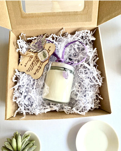 Intentionaalinen soijakynttilä Ametisti – rauha, harmonia ja puhdistuminen, 250 ml, mahdollisuus personointiin lahjaksi