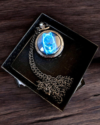 Kieszonkello Lunar Wolf – Kuun Suden kello, mahdollisuus personoida kaiverruksella lahjaksi