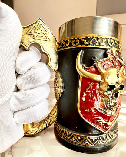 Karnawałowy Kufel Wojownika - 600 ml, 16 cm korkeus, mahdollisuus personointiin kaiverruksella lahjaksi