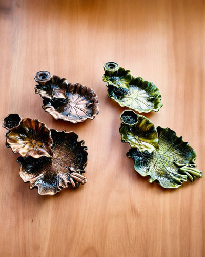 Tyylikäs metallinen lootuksenlehti suitsuketeline - 4 vaihtoehtoa valittavana, mahdollisuus personointiin kaiverruksella lahjaksi