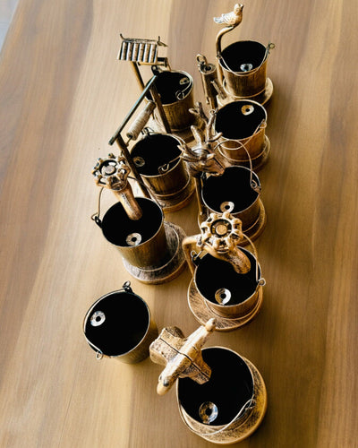 Tyylikäs metallinen tuhkakuppi "Rustic Charm" 19-23 cm korkeus, 8 vaihtoehtoa valittavana, kaiverrus pyynnöstä