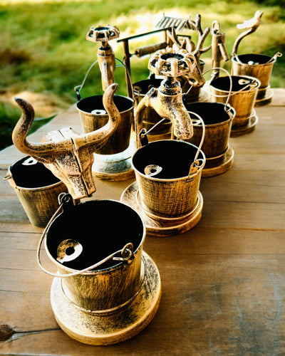 Tyylikäs metallinen tuhkakuppi "Rustic Charm" 19-23 cm korkeus, 8 vaihtoehtoa valittavana, kaiverrus pyynnöstä