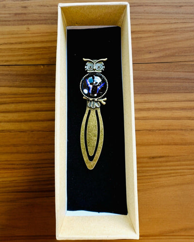 Kirjanmerkki "Sowa z Konstelacjami" - 12 vaihtoehtoa valittavana, personointi kaiverruksella