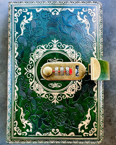 Eksklusiivinen Nahkainen Muistikirja "Sekretnik" A5 Salalukolla - personointi kaiverruksella