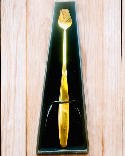 Personoitu Ruusulusikka Kaiverrusvaihtoehdolla lahjaksi - 3 värivaihtoehtoa valittavana