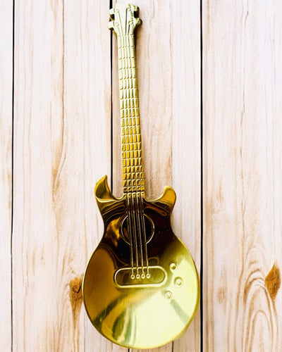 "Strunowy Hit" -lusikka kaiverrusvaihtoehdolla, valittavana 2 värivaihtoehtoa