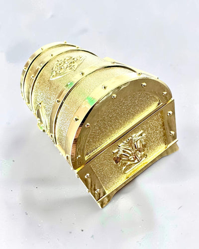 Retrotyylinen metallinen aarrearkku kaiverruksella – hopeanhohtoinen rasia 7x5x5 cm