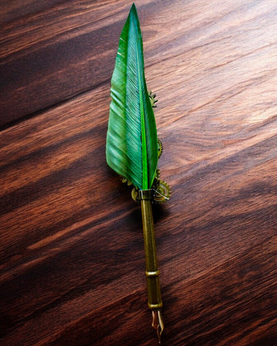 Kalligrafiakynä "Steampunk-tyylinen Eleganssi" Kalkkunan Sulalla - Käsintehty, 5 vaihtoehtoa valittavana, personointi kaiverruksella lahjaksi