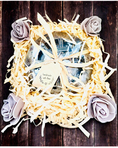 Lahjojen pakkaaminen