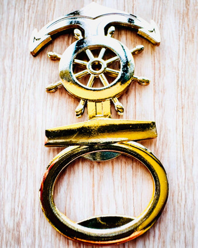 Kapteenin pullonavaaja - mahdollisuus personointiin kaiverruksella, hopeanvärinen