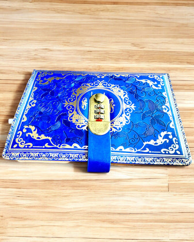 Eksklusiivinen Nahkainen Muistikirja "Sekretnik" A5 Salalukolla - personointi kaiverruksella