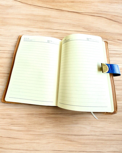 Eksklusiivinen Nahkainen Muistikirja "Sekretnik" A5 Salalukolla - personointi kaiverruksella