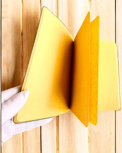 Vintage-muistikirja "Klucz Przeszłości" - Kaiverrusmahdollisuus lahjaksi, muistikirja