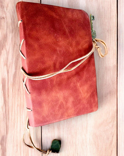 Vintage-muistikirja "Klucz Przeszłości" - Kaiverrusmahdollisuus lahjaksi, muistikirja