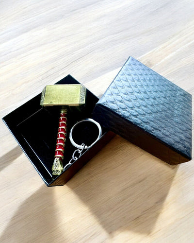 Viikinkivasara - Avaimenperä ja pullonavaaja yhdessä - Premium, mahdollisuus personointiin kaiverruksella