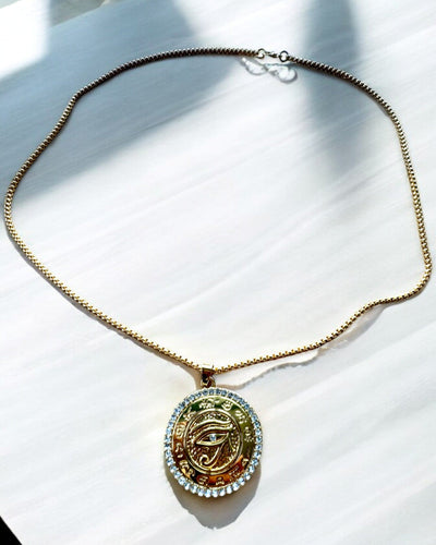 Amuletti Mocy "Oko Ra", mahdollisuus personoida kaiverruksella lahjaksi