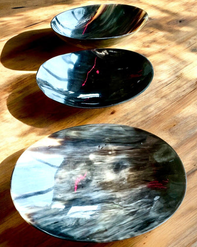 Miska intialainen sarvi - mahdollisuus personointiin kaiverruksella lahjaksi