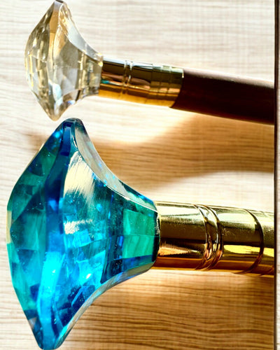 Kävelykeppi "Timantti pronssissa" - Käsintehty puinen, kaiverrusmahdollisuus