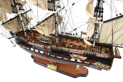 Eksklusiivinen suuri USS Constitution -purjelaivamalli, 100 cm, kaiverruksella personoitavissa