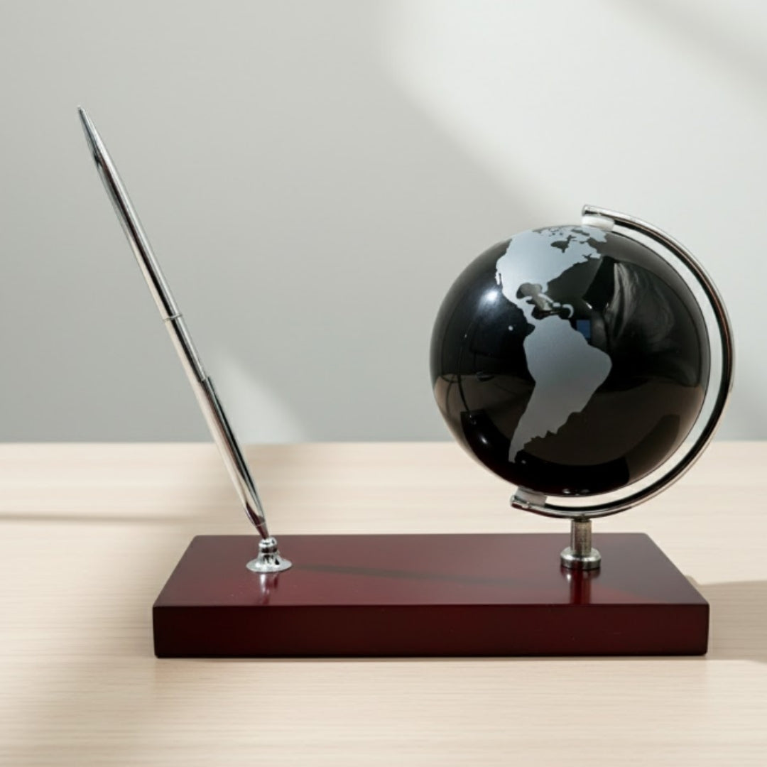 Elegancki Zestaw Dekoracyjny na Biurko Globus Stojak na Długopis - Prezent dla Szefa – WBK