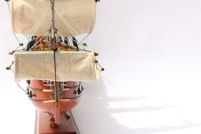 Koottu HMS Victory -purjelaivamalli, 54 cm - käsintehty jäljennös, kaiverruksella personoitavissa - ihanteellinen lahja purjehduksen ystäville - korkealaatuinen, tyylikäs puinen jalusta
