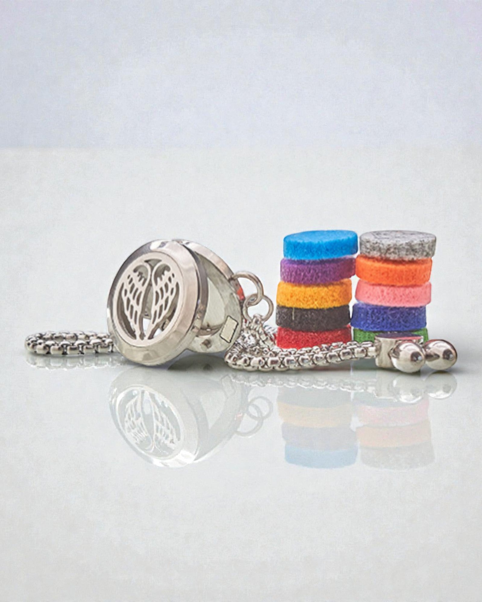 Aurora Wings – Aromaterapeuttinen rannekoru enkelinsiivillä 20 mm