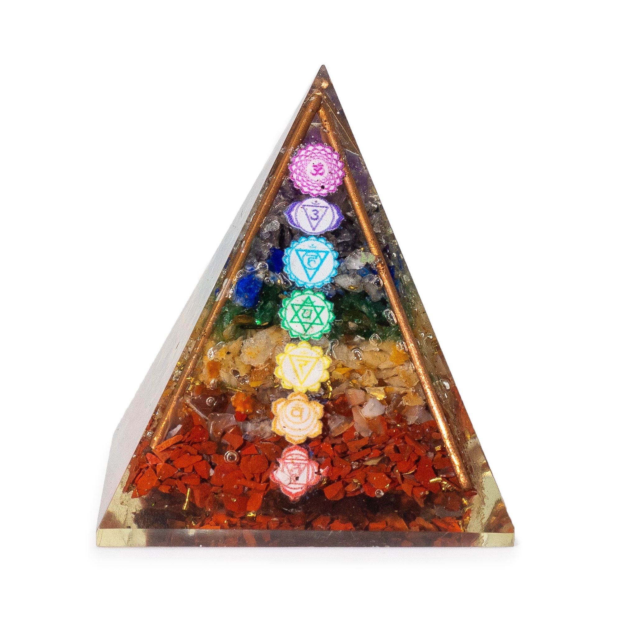 Keskikokoinen orgoniittipyramidi 7x6 cm kuparitangolla ja 7 chakrakivellä - monivärinen energian harmonian elementti lahjaksi