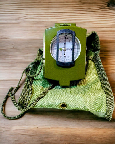 Ammattilainen Inklinometrinen Kompassi K4580 - Vedenkestävä, Monitoiminen, Maastohaasteisiin