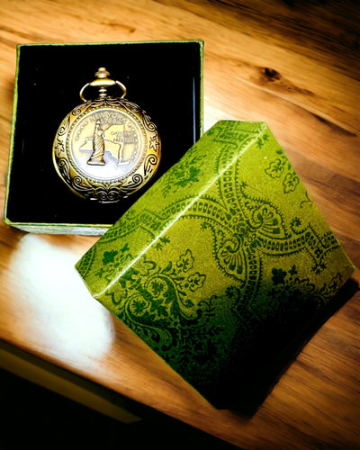 Taskukokoinen Retrokompassi New York -teemalla – Monitoiminen, Tyylikäs Kompassi Vapaudenpatsaan Kuvalla