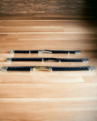 Urheiluranneke PU-nahasta ja ruostumattomasta teräksestä kaiverrusmahdollisuudella – 3 väriä