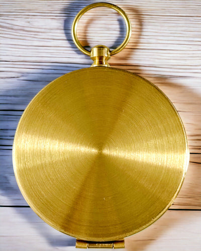 Vedenpitävä Messinkikompassi Hehkuvalla Efektillä - Välttämätön Vaelluksille ja Leirintään, personointi kaiverruksella